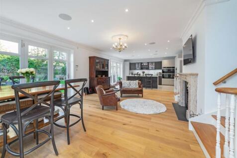 30 Montserrat Rd Din 1.jpg