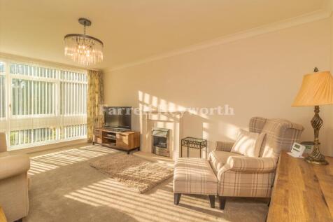 Lounge image 2