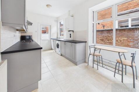 Extended Dining Kitchen