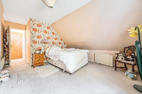 1376391-12-6926ea...