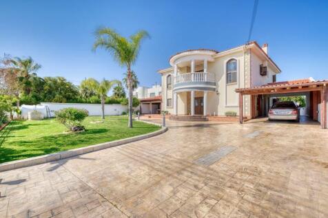 Front of the Villa