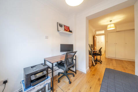 1370730-2-68f6404...