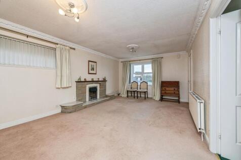 Louge/ Dinging Room