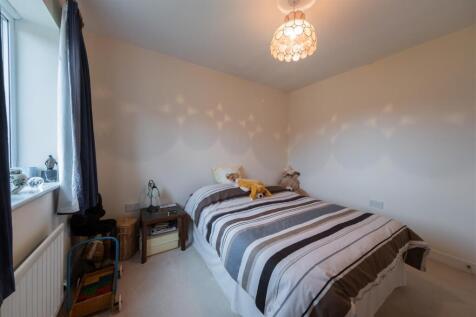 3 Sandbach Drive-028.jpg