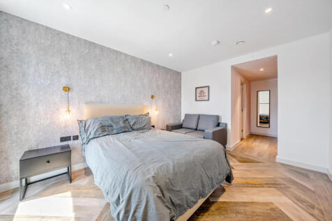 1325133-8-686fb44...