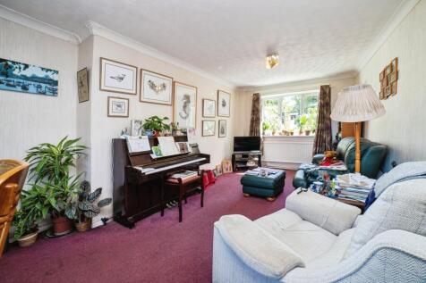 Lounge Dining Room
