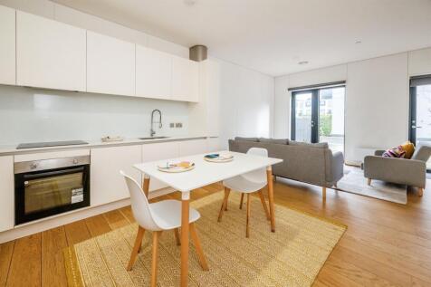 Lounge/Kitchen