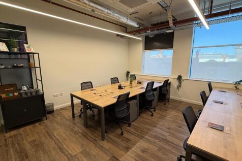 7 - 9 Person Office