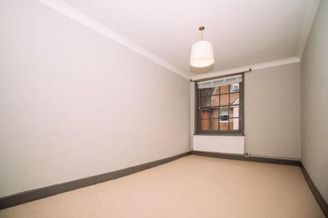 The Jolly Toper, 13 Southgate Street [Bedroom Thre