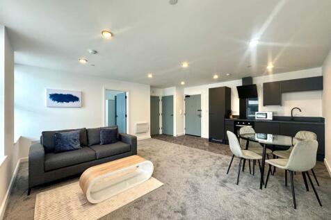 Lounge pic 3.jpeg