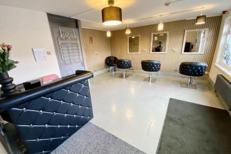 A1 SALON UNIT