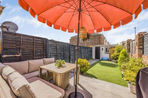 44 Alver Road, Fratton-PorticoMarketing-SoldBy-30.