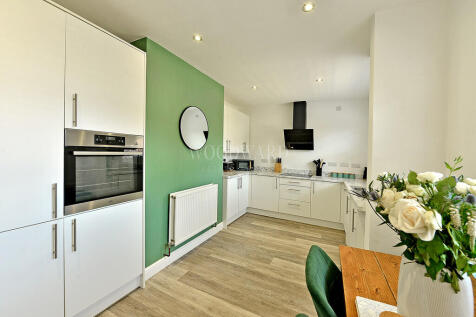Kitchen/Dining Ro...
