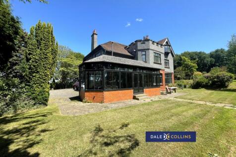 9 bedroom detached house for sale