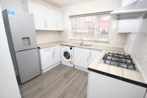 5 Bedroom Terraced in L15 3LB