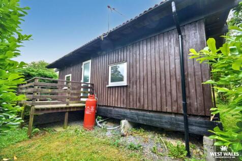 rear of chalet
