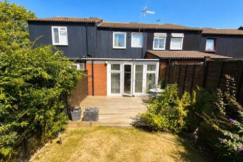 Garden/ Rear Aspect