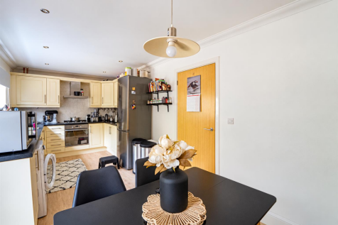ef48e1aa-7268-4cc1-94a0-331743a6b8bf.png