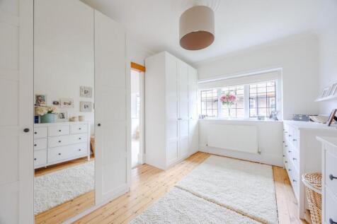 Dressing Room / Bedroom 4