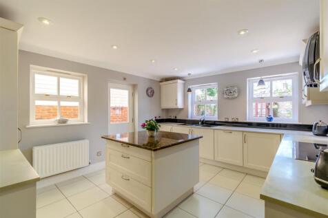 8701061-interior10.jpg