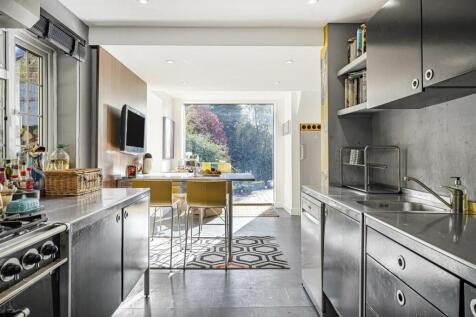 kitchen- breakfast room.jpeg