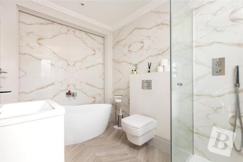 Master En-Suite