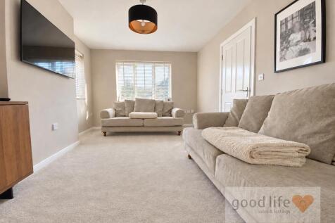 20260926_163047617_iOS23 woodham drive.jpg