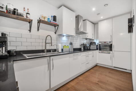 1319824-1-6867aee...