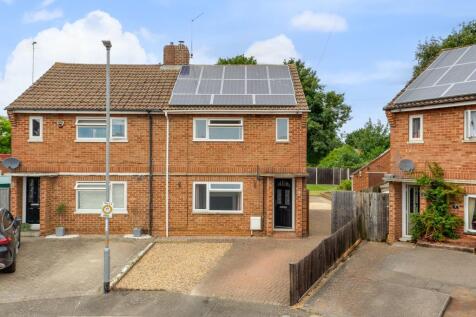 7 Regent Close, Burton-20.jpg