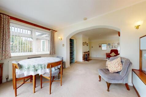 Longwood Close Reception Room