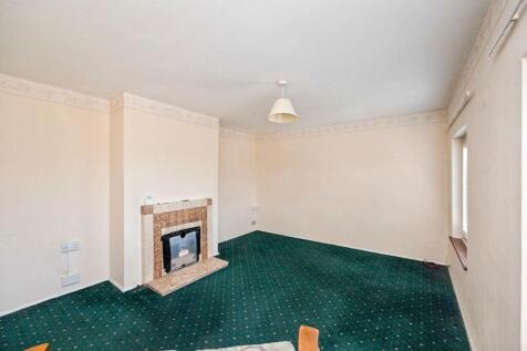 Poplar Avenue 153 LOUNGE 2.jpeg