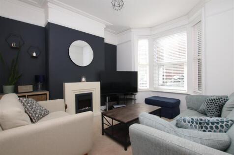 Living Room.JPG