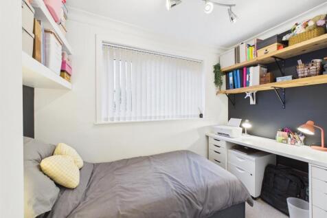 Bedroom: