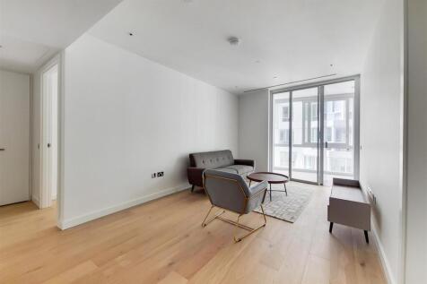 Situated within this highly sought-after development with stunning river views the property boasts modern city living at its best. Stunning reception room, with river views, study area, open plan sitt
