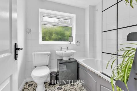 Evesham Gardens (5).jpg