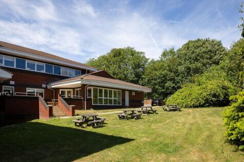 Spinnaker House First Floor External 3.jpg