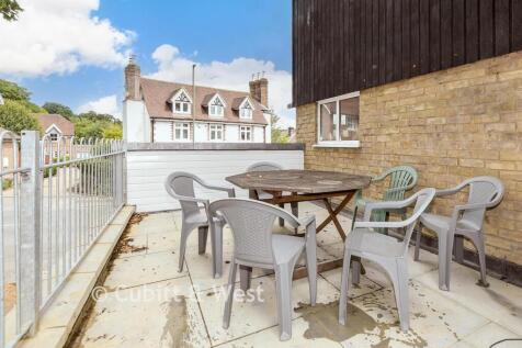 Patio / Decking