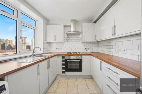 Flat 35, Kemp Court SW8 2BJ-11.jpg
