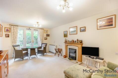 8684140-interior01.jpg