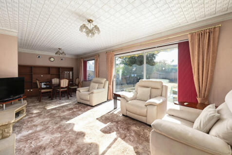 77 Rosmary Garden...