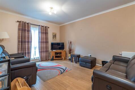 Lounge/Kitchen