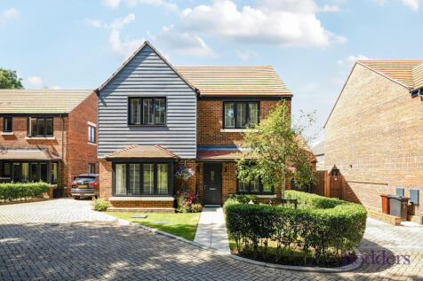 af41a4e1-6a07-40a...