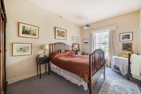 1341291-10-68a5a5...