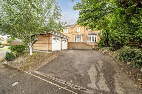 4 Acorn Way, Silverstone