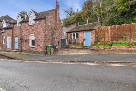 2 bedroom Cottage for sale
