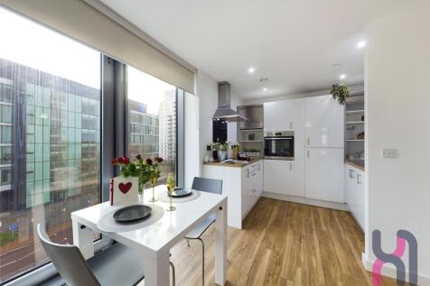 * Fully Furnished Apartments
* On-site Gym
* On-site Cinema Room
* Communal Dining Area
* Overnight Security
* Sainbury’s is next door
* Transport links right outside the building