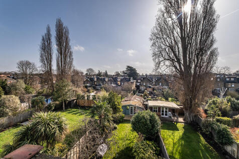 6 bed, 3 bath Semi-Detached in glasgow - Photo 13