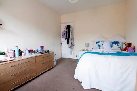 4 Bedroom Terraced in RG1 5EJ