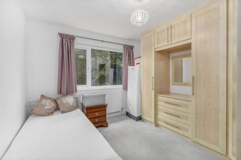 2 Poplar Close, Banbury-25.jpg