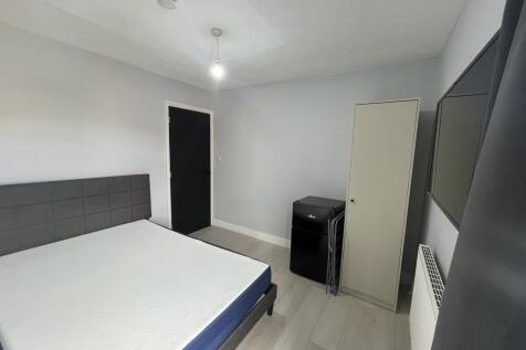 Room 4 (1)